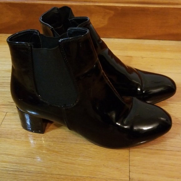 ASOS patent booties size 8. Heel is 2.5" - Picture 3 of 5